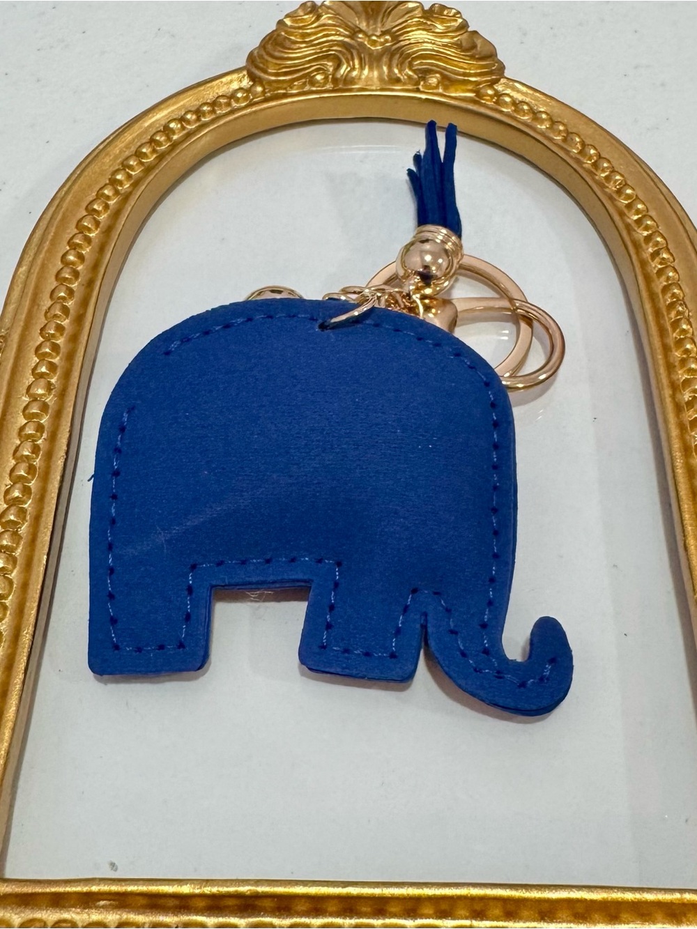 New Red/Blue Rhinestone Elephant Keychain - Picture 4 of 4